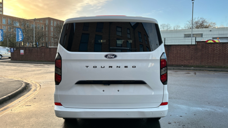 Ford Tourneo Custom 320 L1 Diesel Fwd 2.0 EcoBlue 136ps H1 Titanium 8 seater Auto